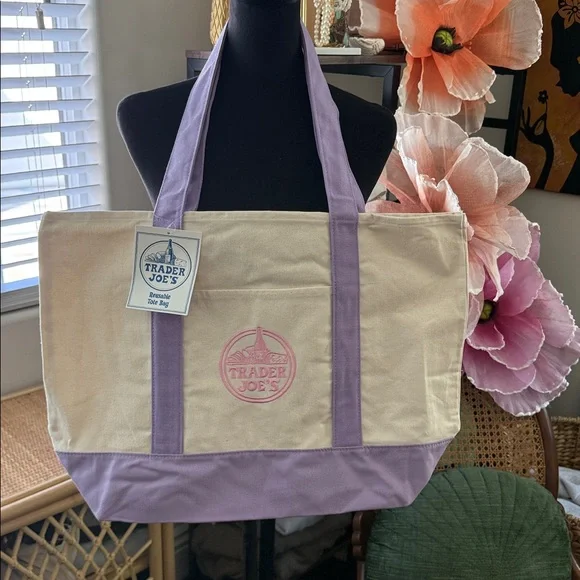 NWT Trader Joe’s Large Lavender Pastel Canvas Reusable Market Tote Bag - Picture 1 of 3